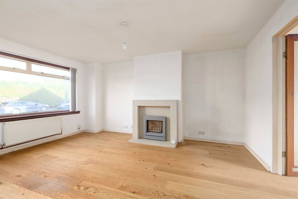 Property photo 2 of 20 Picture No. 29