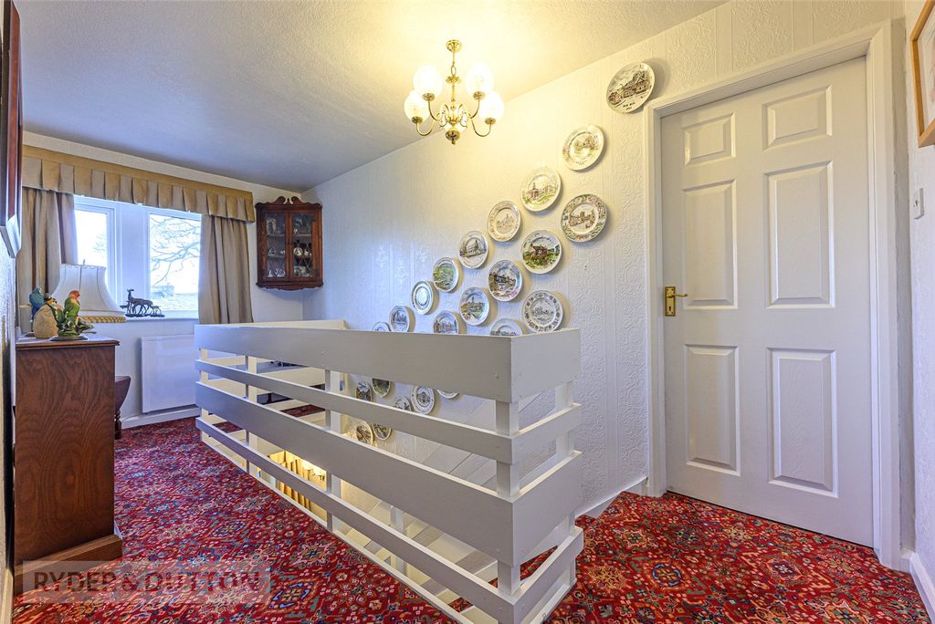 Additional image 17 of 4 bed detached house for saleMidway, South Crosland, Huddersfield, West Yorkshire HD4