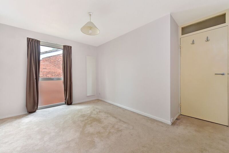 Property photo 2 of 9 Bedroom 1