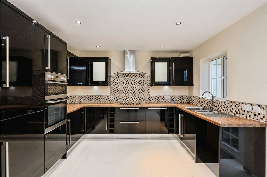 Property photo 2 of 17 Picture No. 17