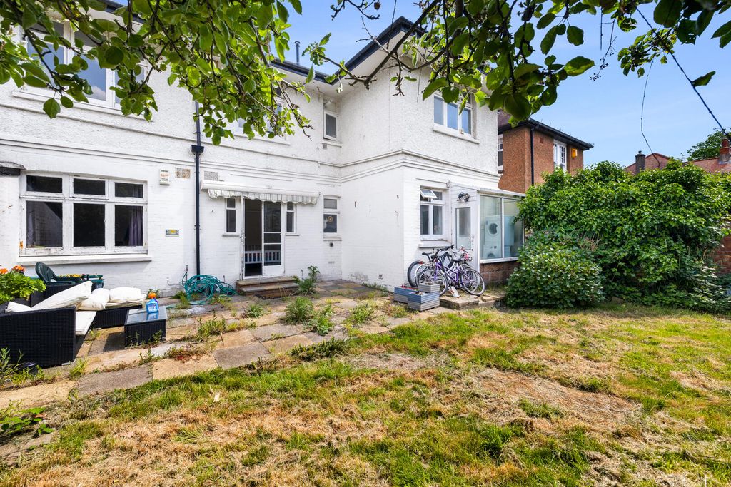 Property photo 2 of 21 Rear Garden