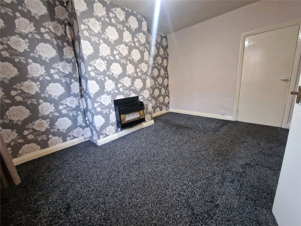 Property photo 2 of 10 Picture No. 11