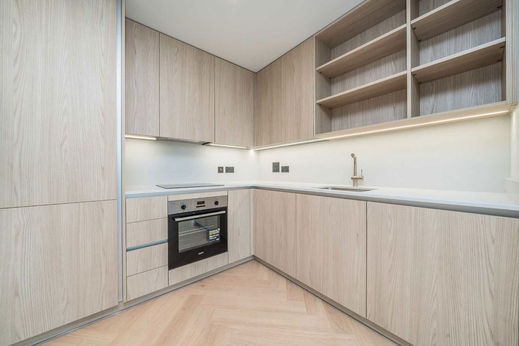 Property photo 2 of 3