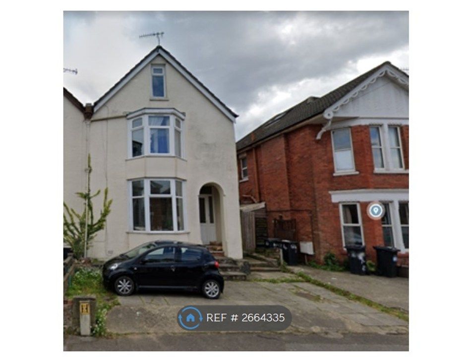 Property photo 1 of 14 House