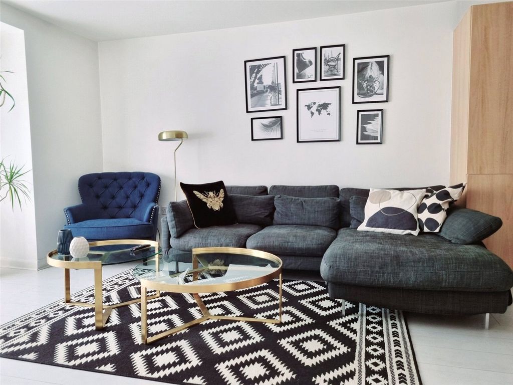 Property photo 3 of 9 Picture No. 02