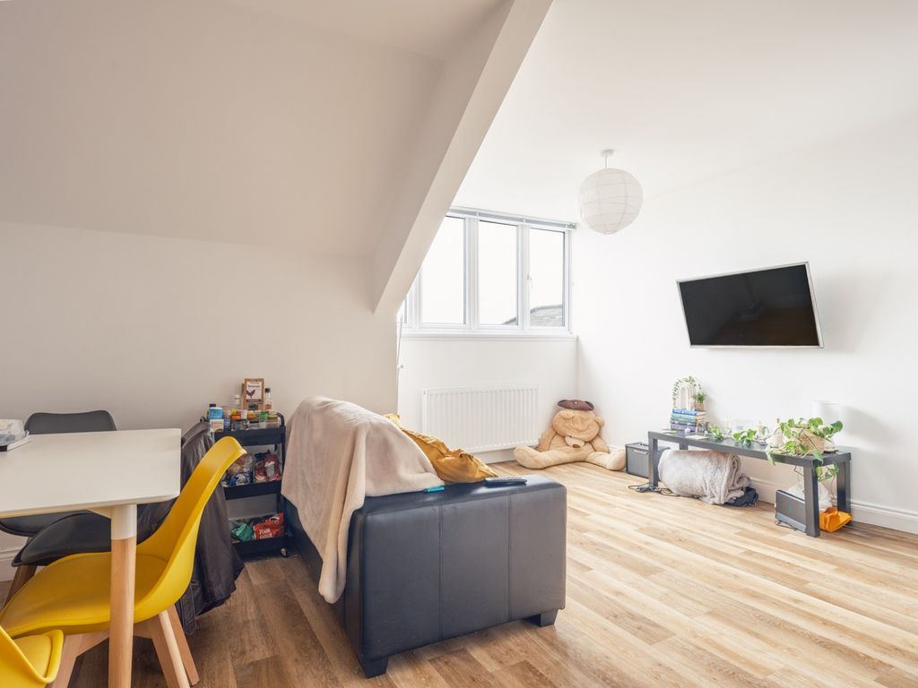 Property photo 1 of 9 4163900