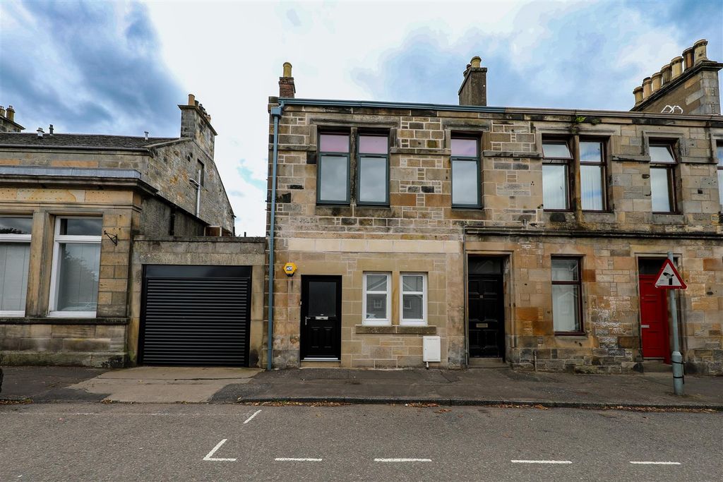 Property photo 1 of 16 A