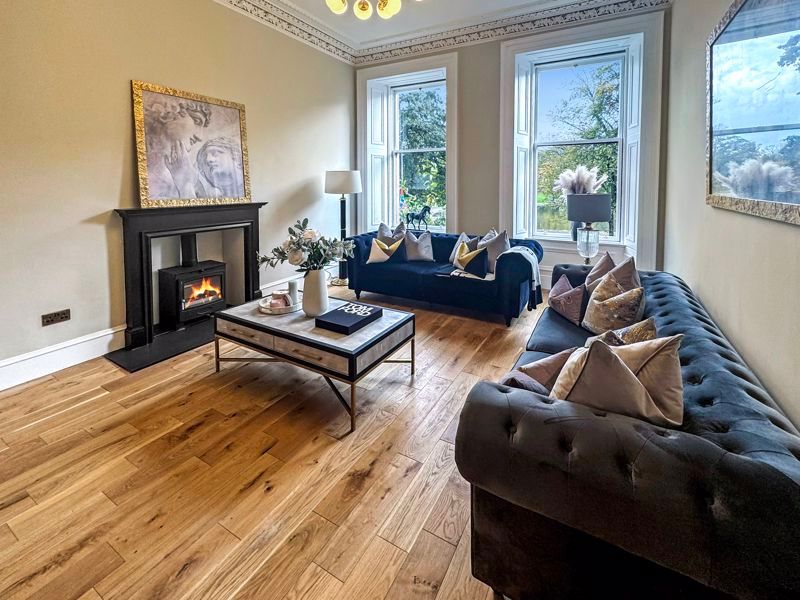 Property photo 3 of 17 Photo 11