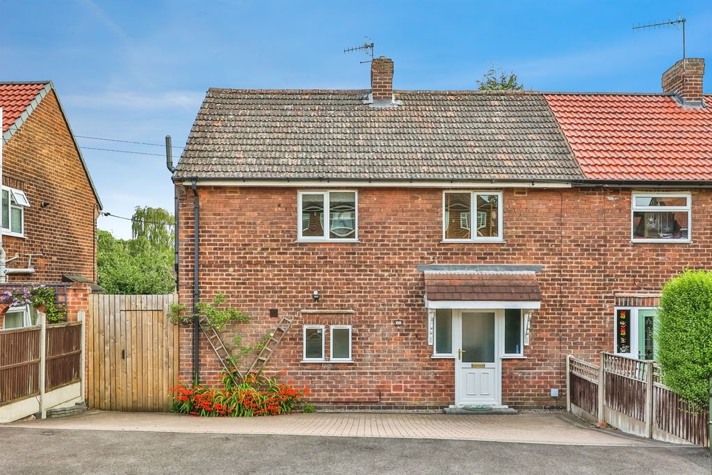 Property photo 2 of 17