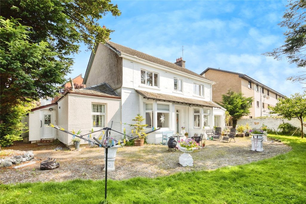 Property photo 1 of 17 Picture No. 01