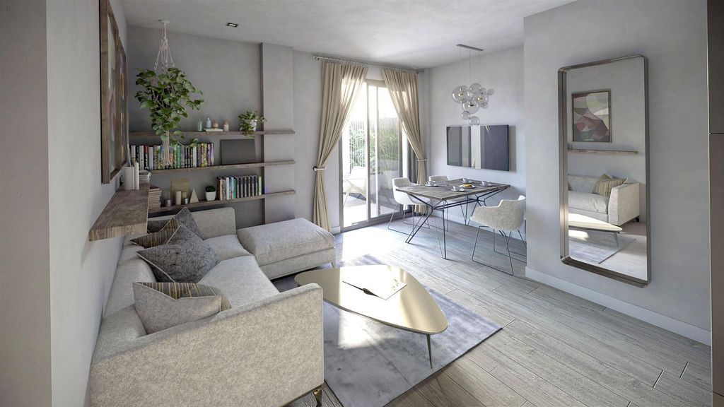 Property photo 2 of 11 Photo 1