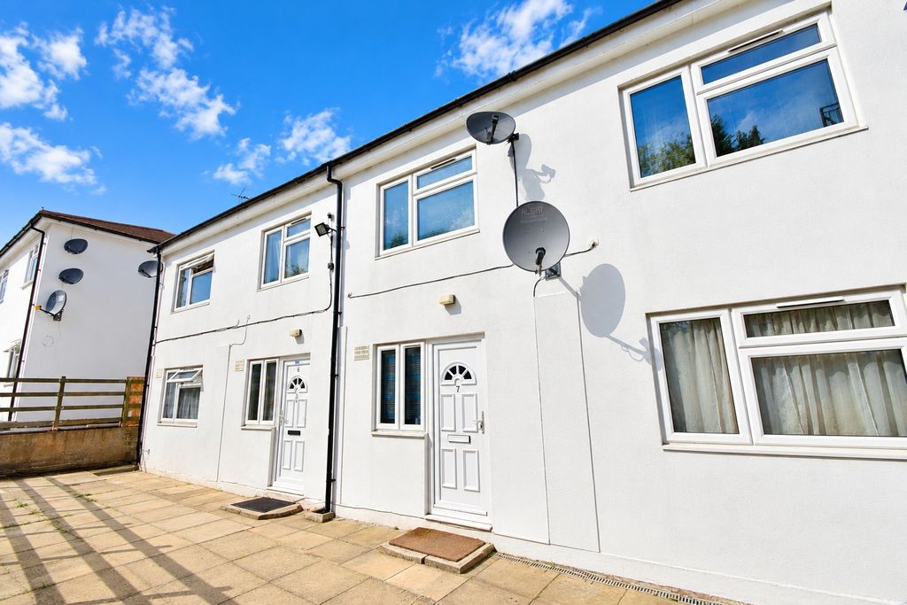 Property photo 1 of 6 847130