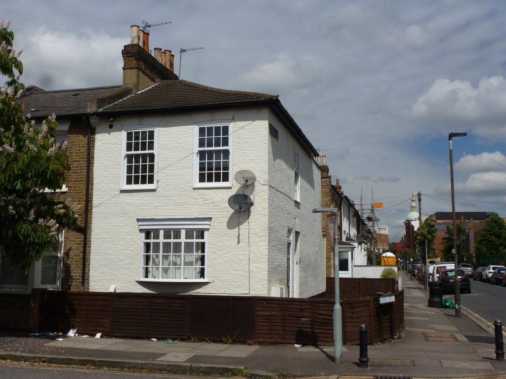 Property photo 1 of 7