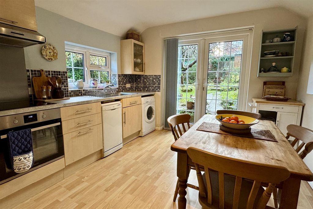 Property photo 2 of 13 Img_2518.Jpg