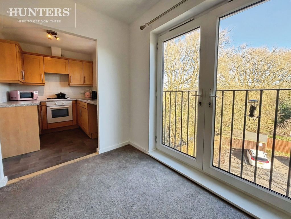 Property photo 3 of 10 Pbox-Img.Jpg