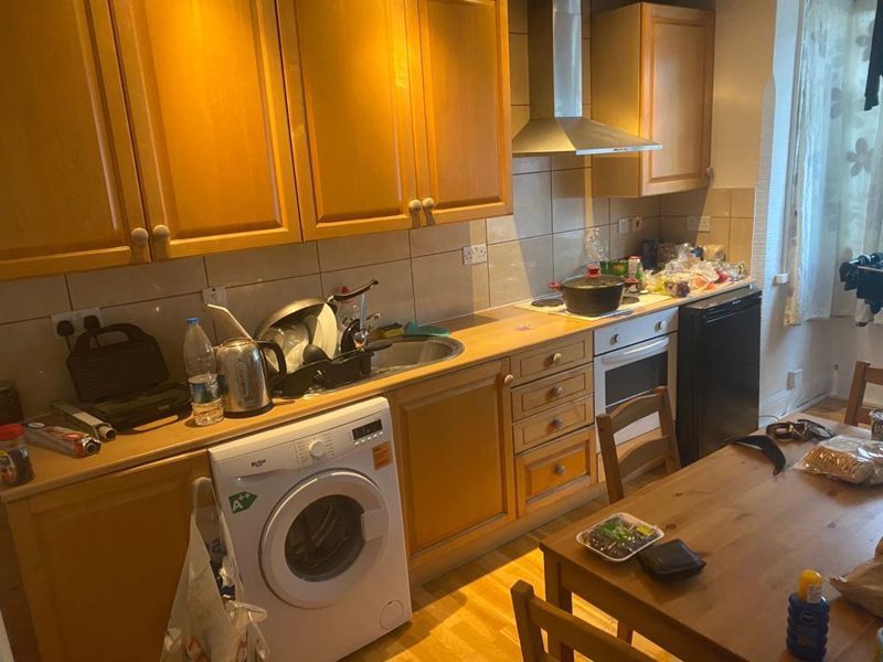 Property photo 2 of 8 Photo 8