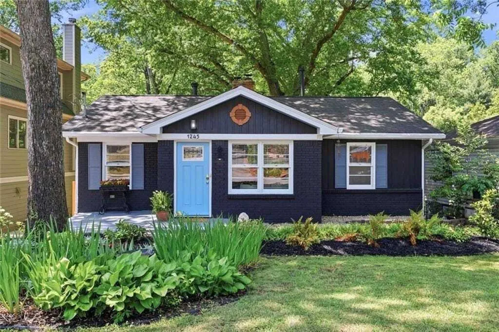 Property photo 1 of 31