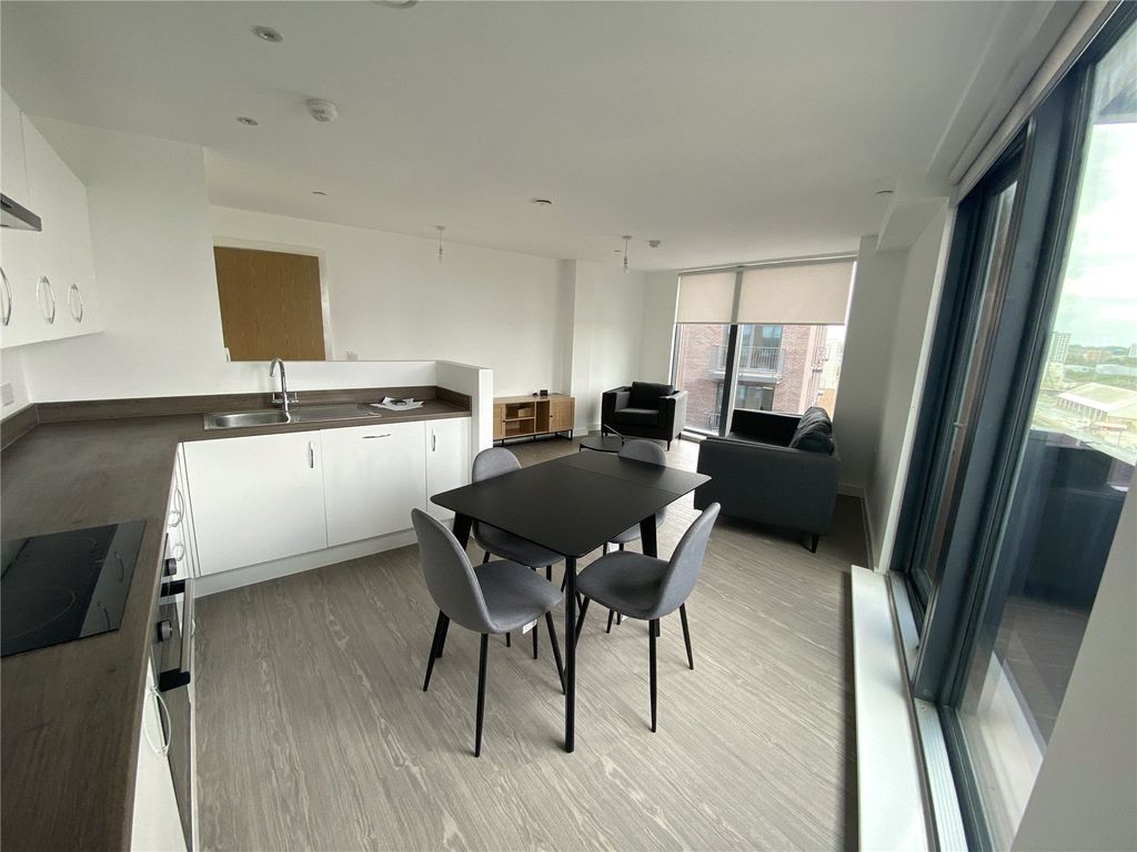 Property photo 1 of 10 Picture No. 08