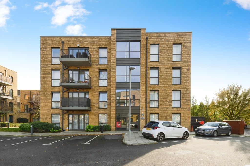 Property photo 1 of 16 Photo