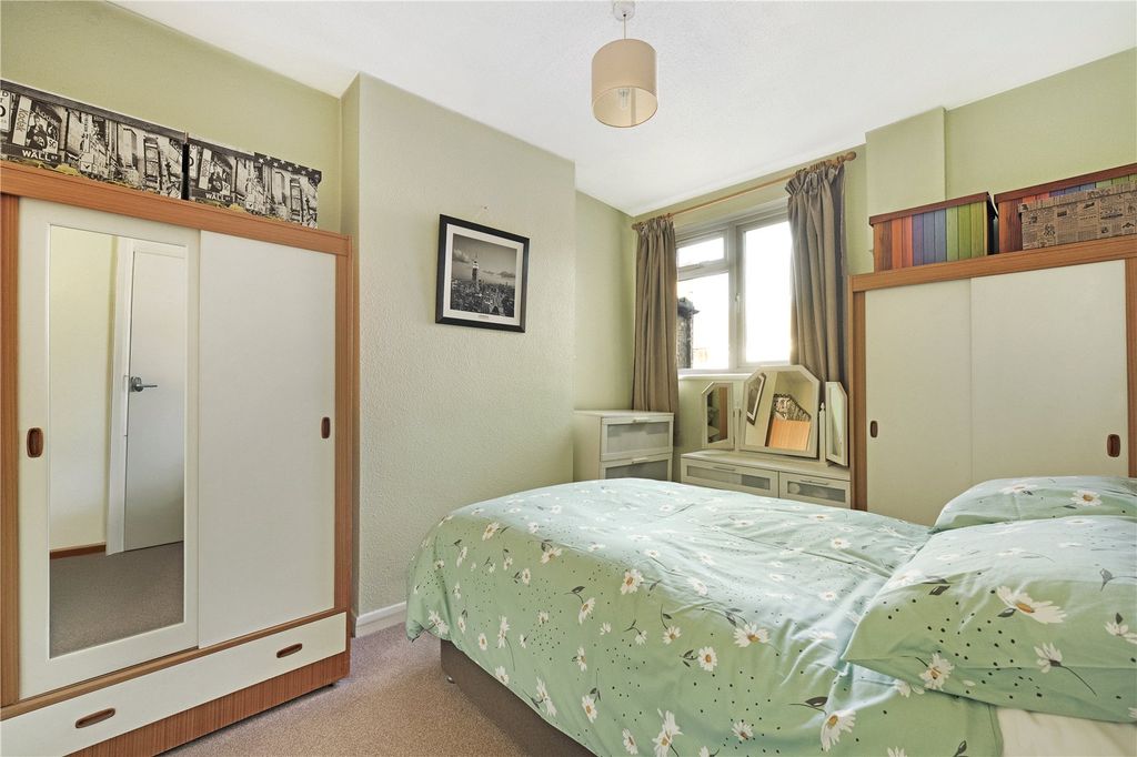 Property photo 3 of 16 Picture No. 16