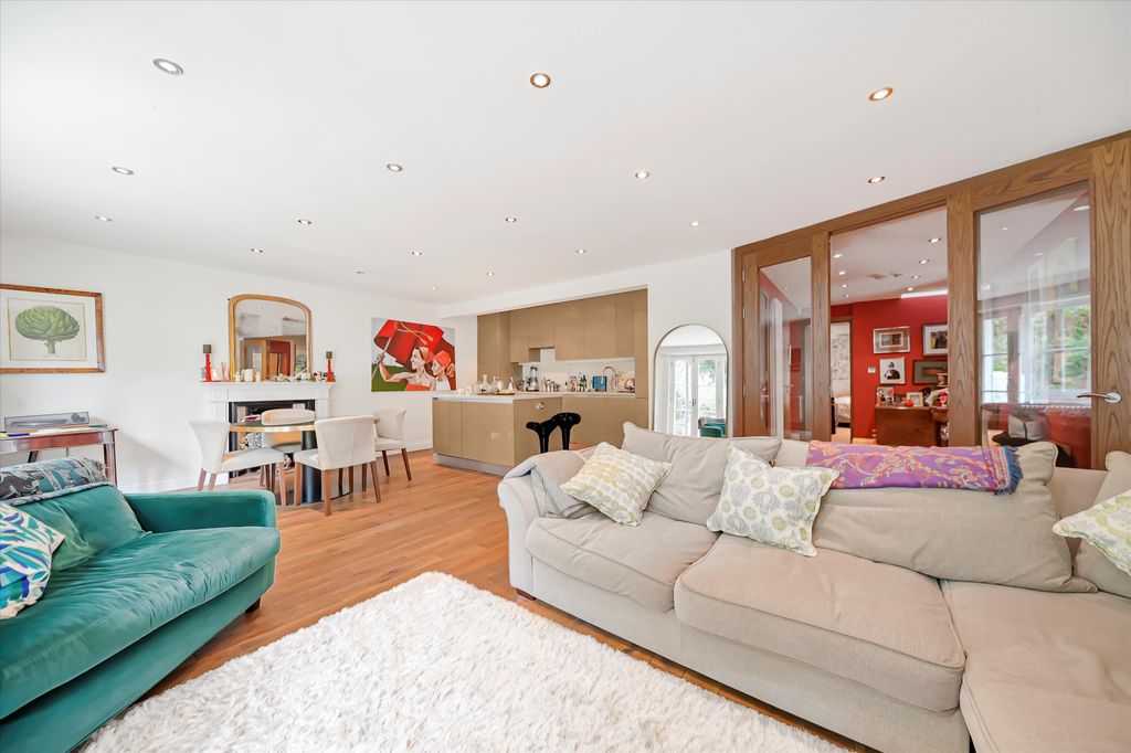 Property photo 3 of 16 Image