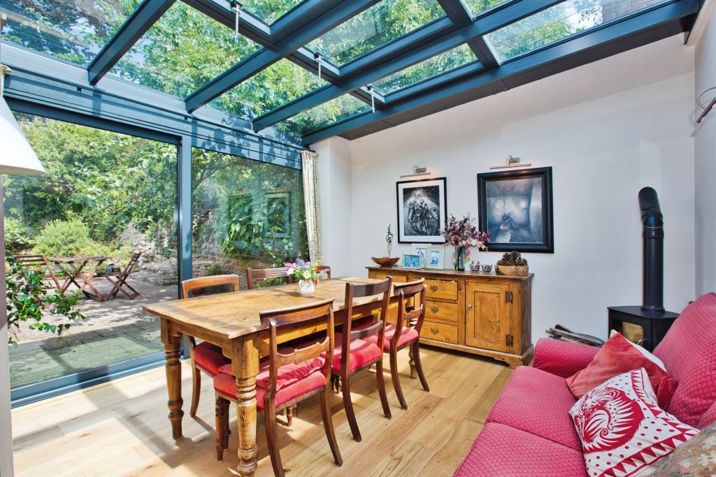 Property photo 3 of 27