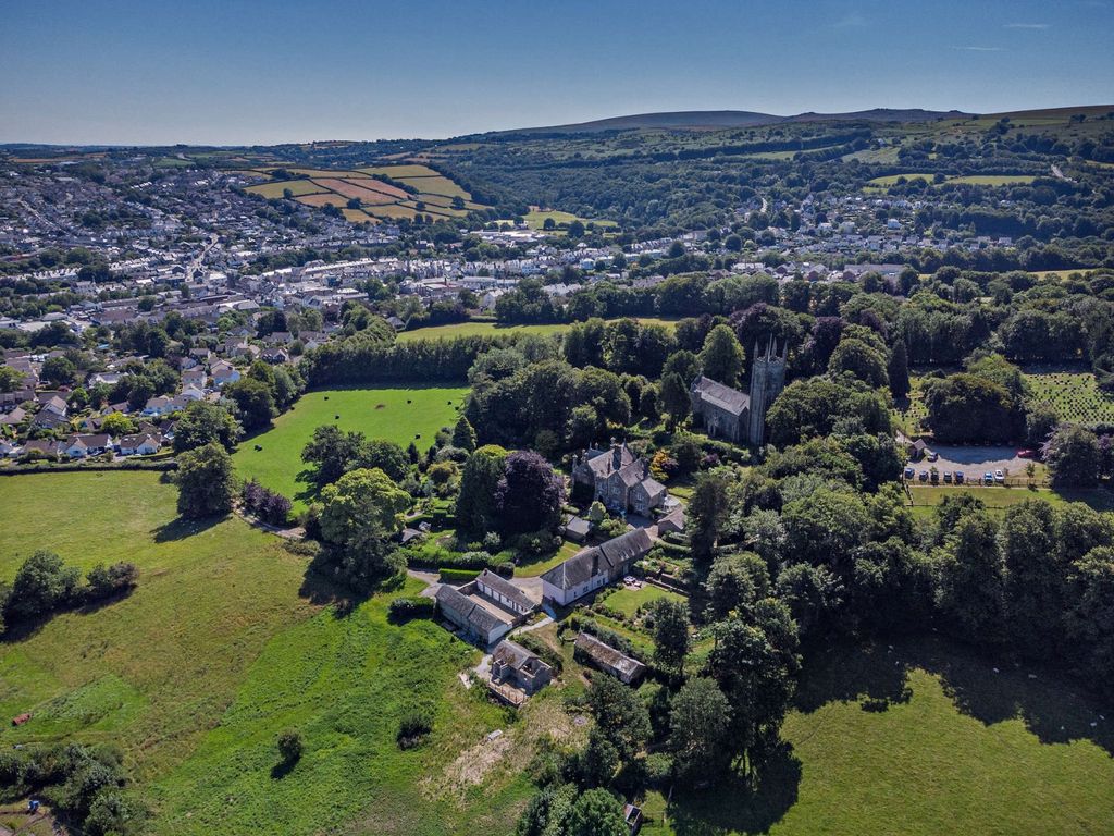 Property photo 1 of 22 Position