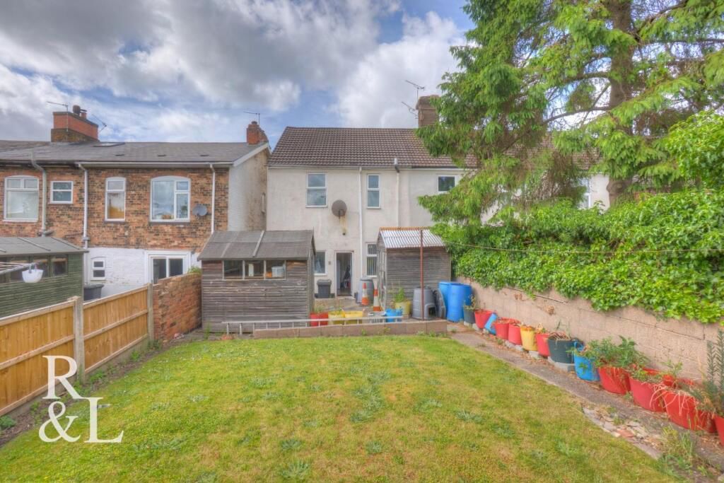 Property photo 2 of 18