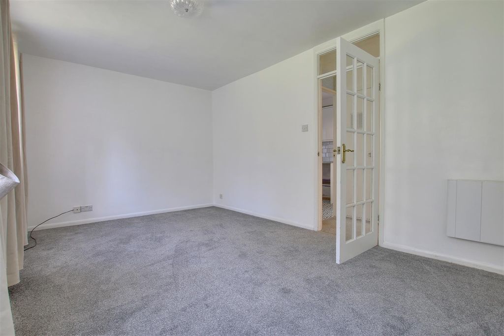 Property photo 2 of 8 Img_9256-Img_9258.Jpg