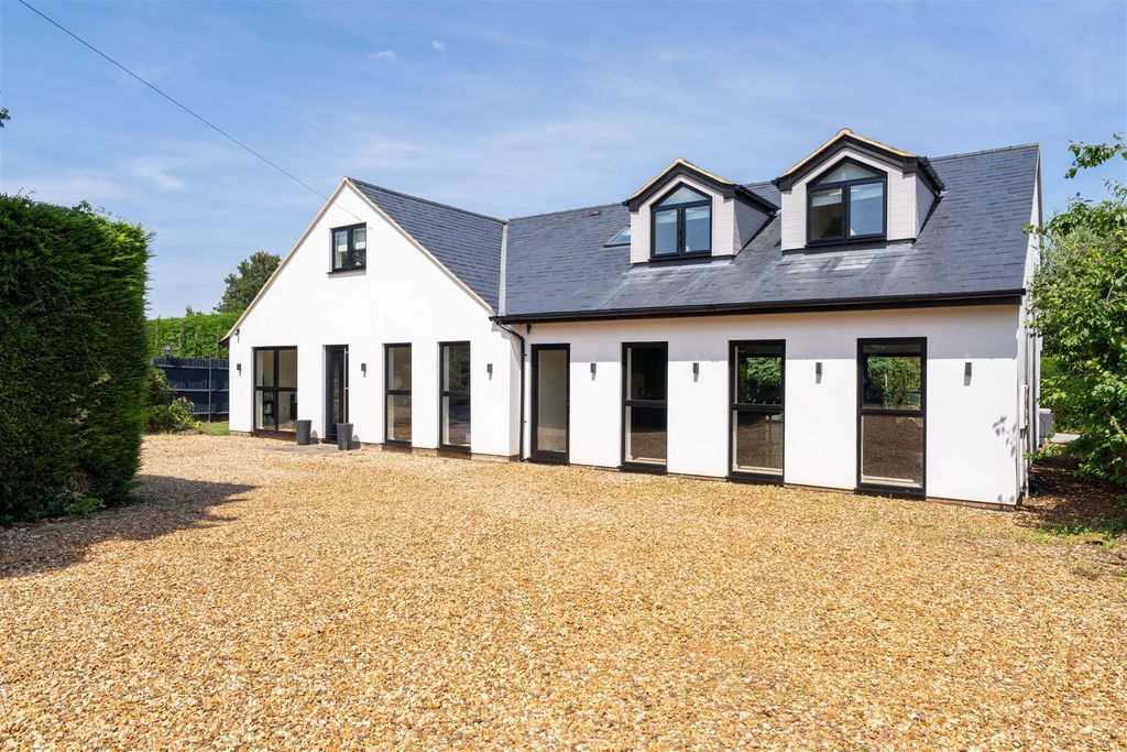 Property photo 1 of 37