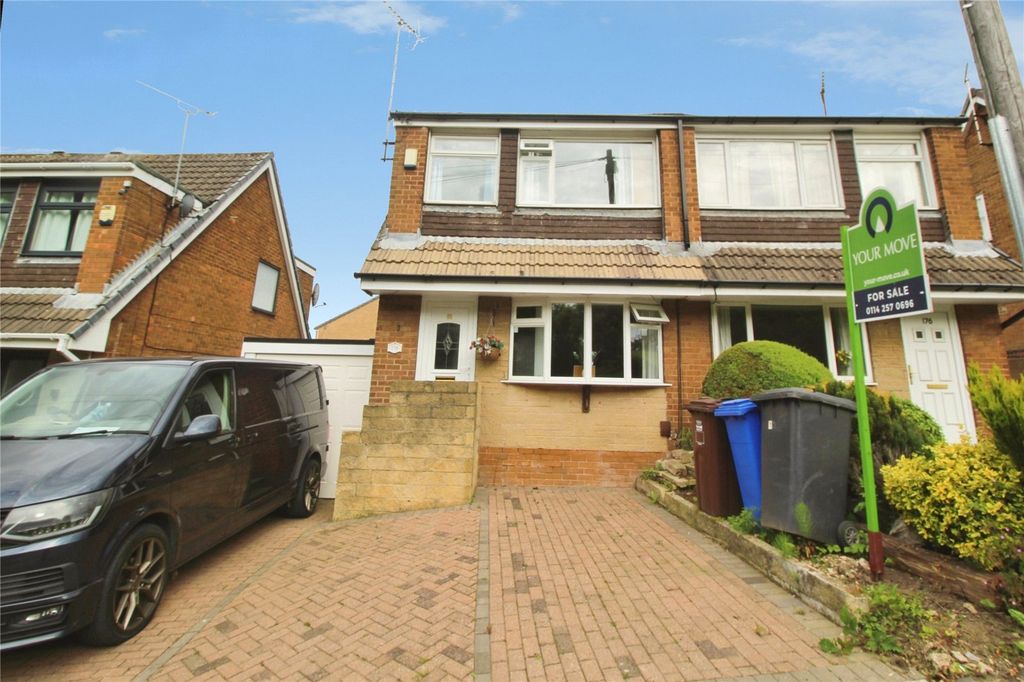 Property photo 1 of 11 Front