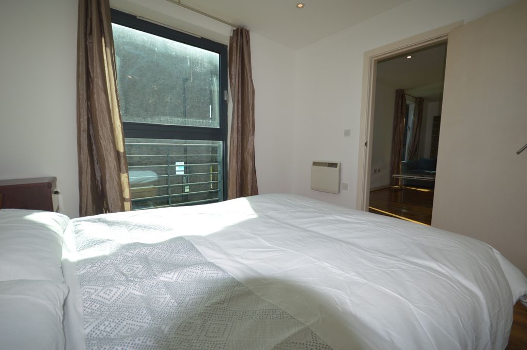 Property photo 3 of 6 Gallery