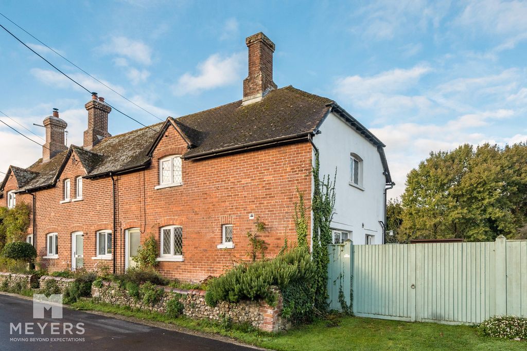 Property photo 1 of 21