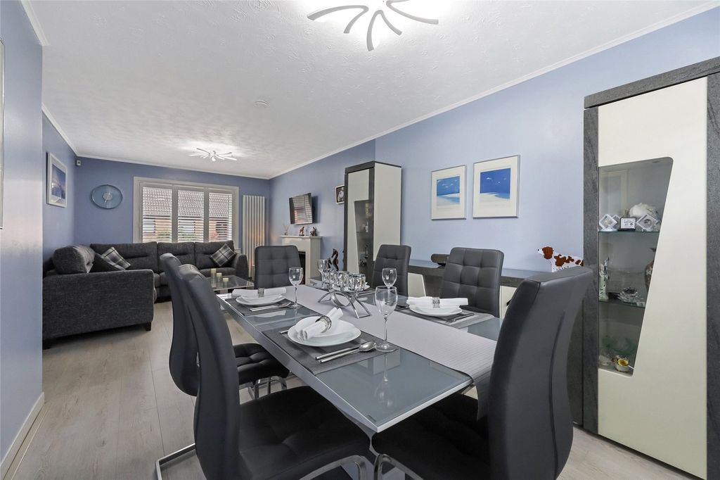 Property photo 3 of 21 Picture No. 13