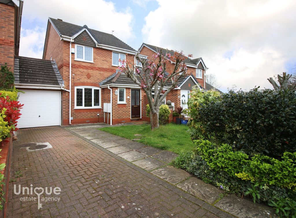 Property photo 1 of 19