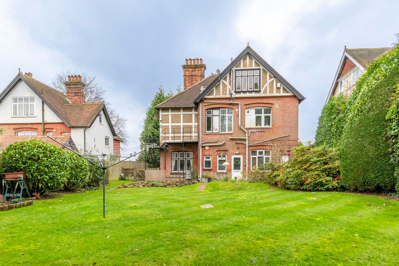 Property photo 2 of 10 Photo 8