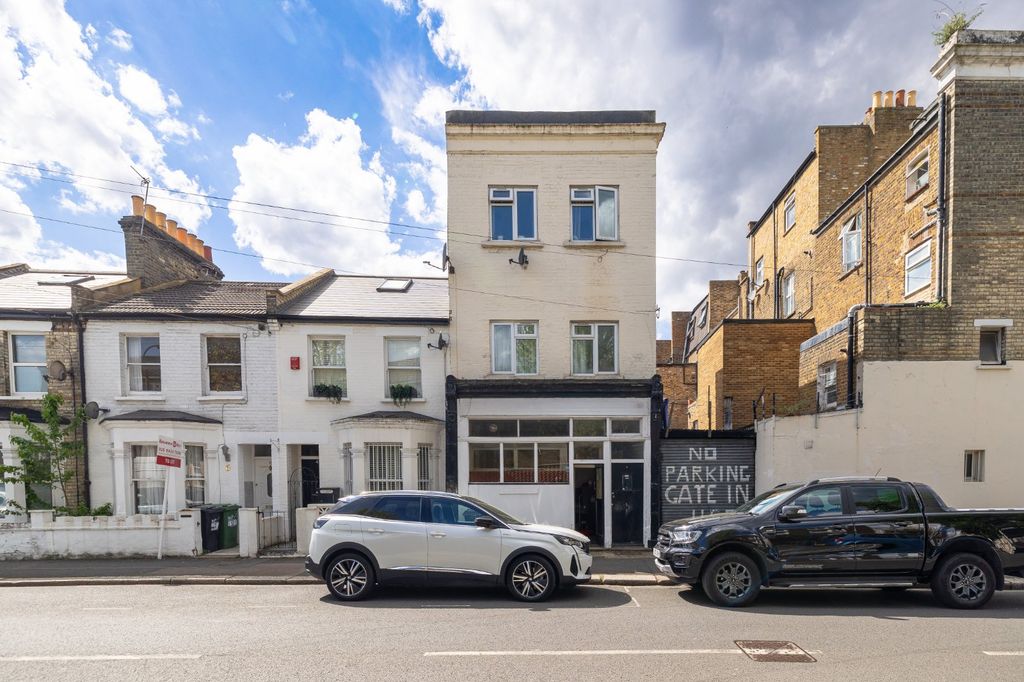 Property photo 1 of 1