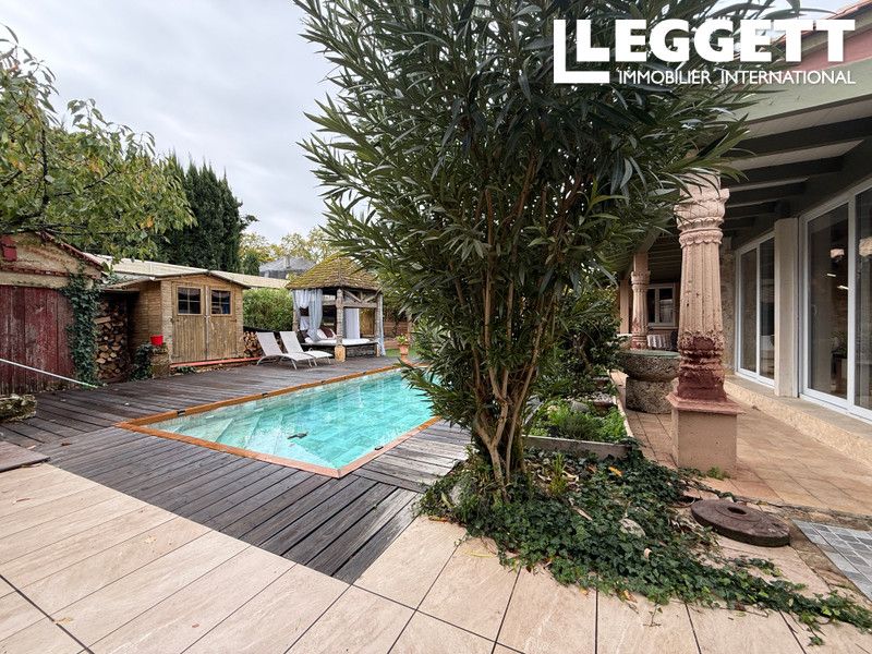 Property photo 2 of 10