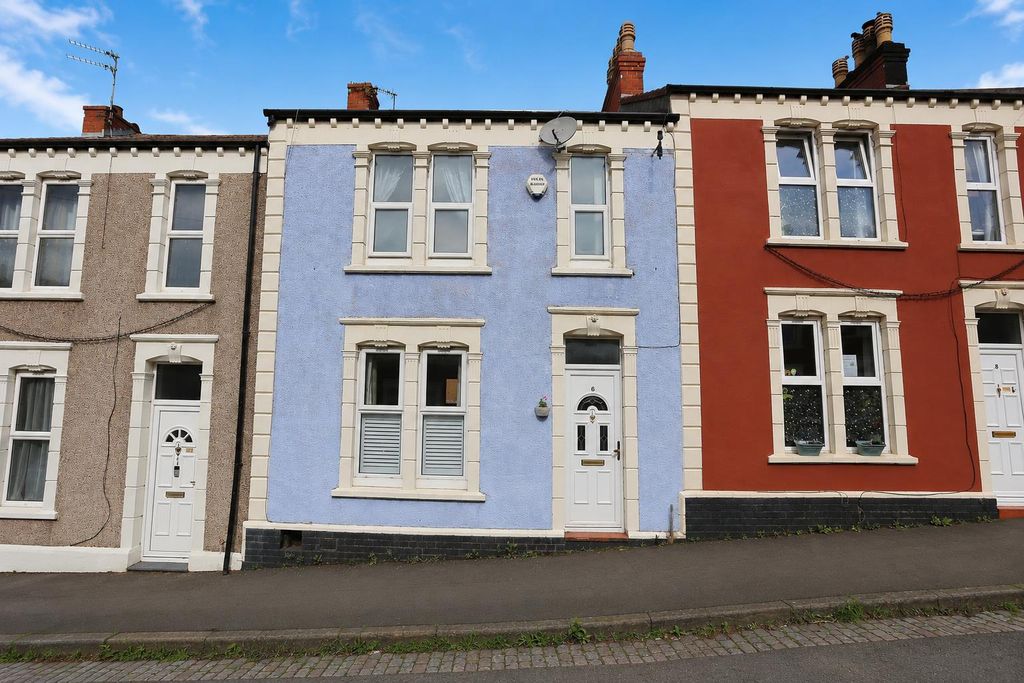 Property photo 1 of 16