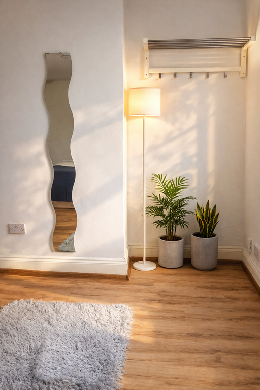 Property photo 1 of 3