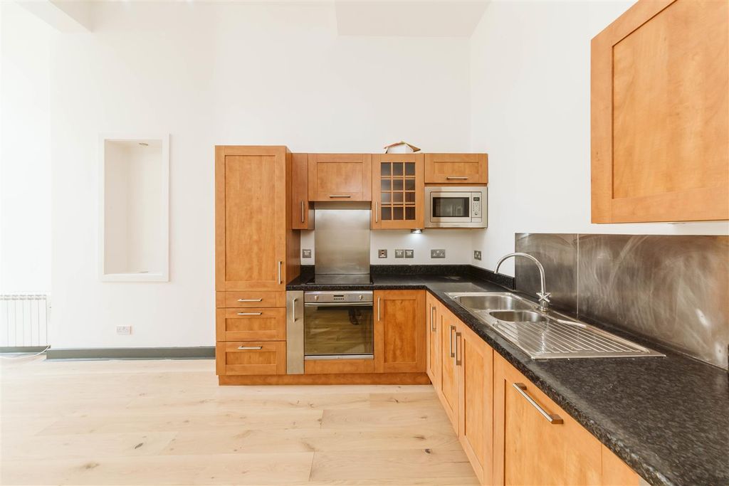 Property photo 3 of 11 Ks2B6349.Jpg