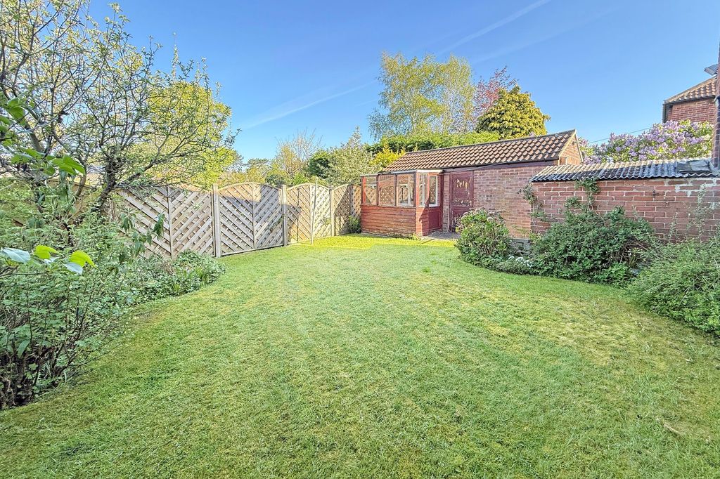 Property photo 2 of 15