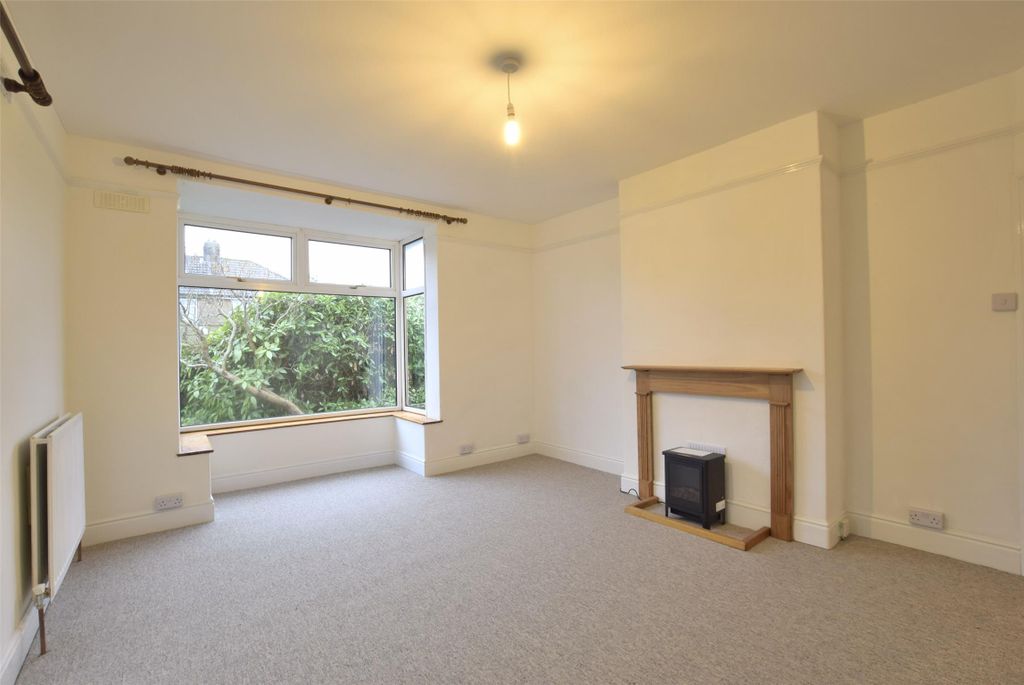 Property photo 2 of 8 Living Room