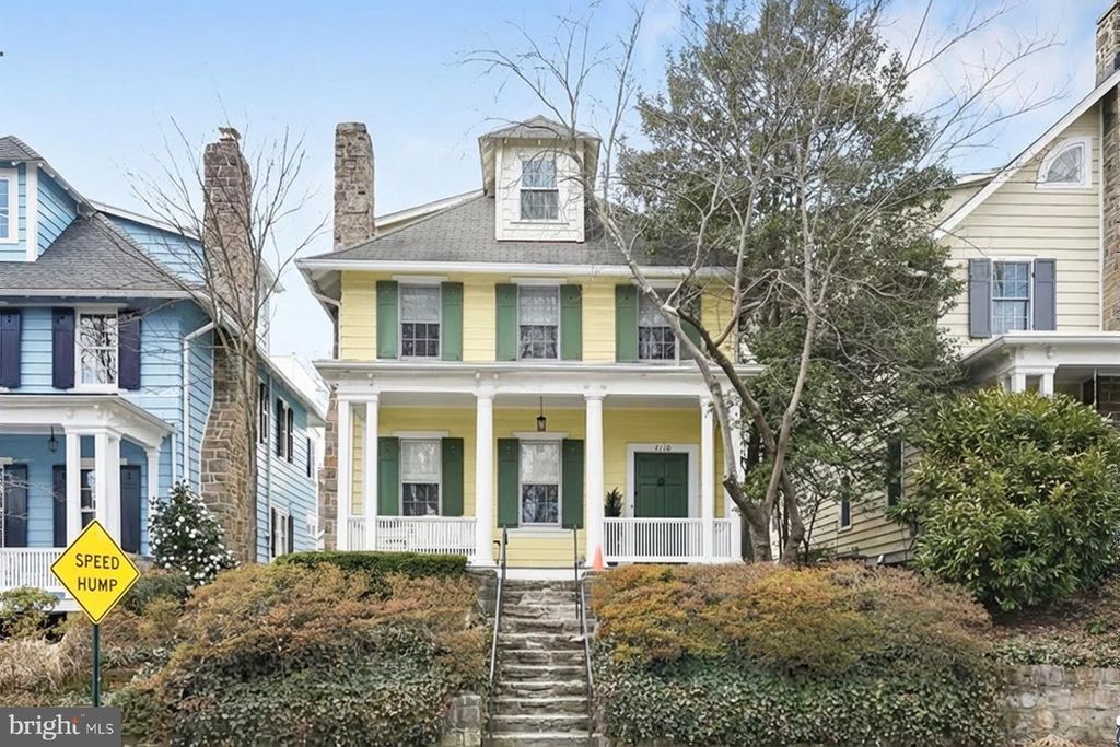 Property photo 1 of 22