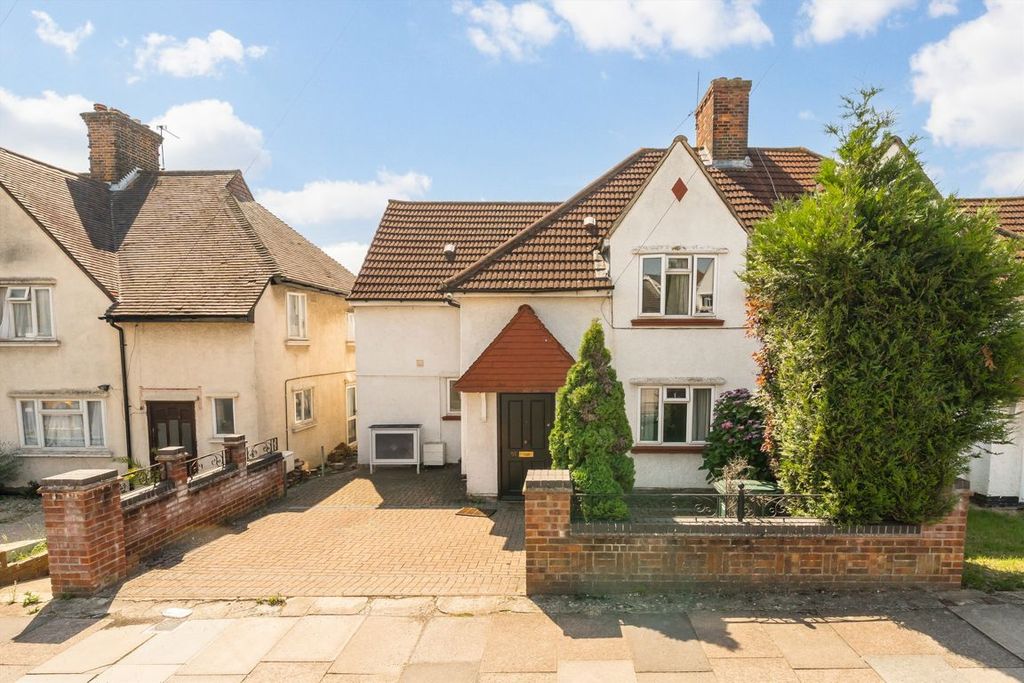 Property photo 1 of 7