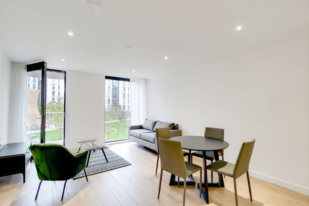 Property photo 1 of 15 4_Reception-2