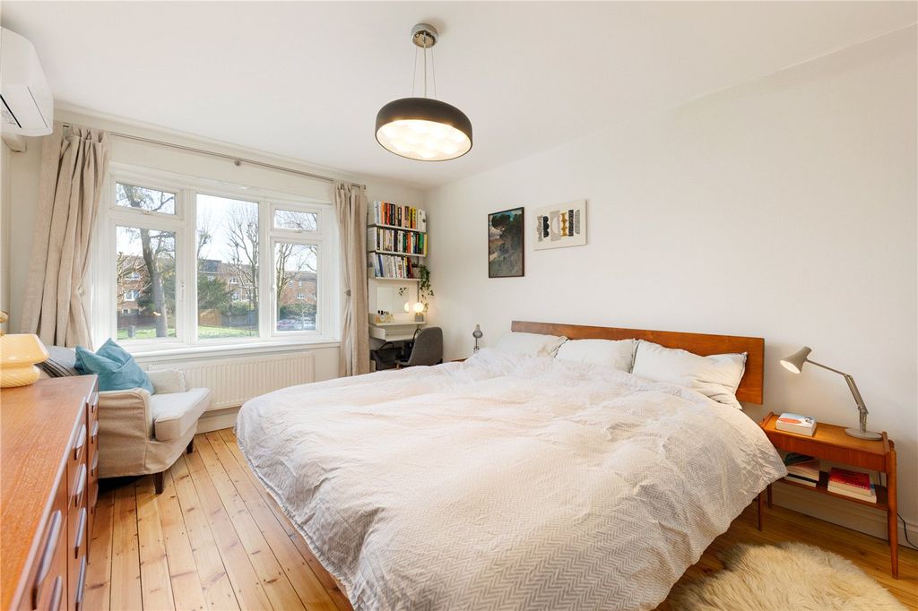 Property photo 2 of 17 Picture No. 20