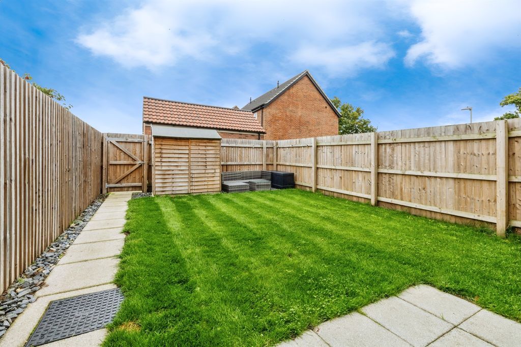 Property photo 2 of 16