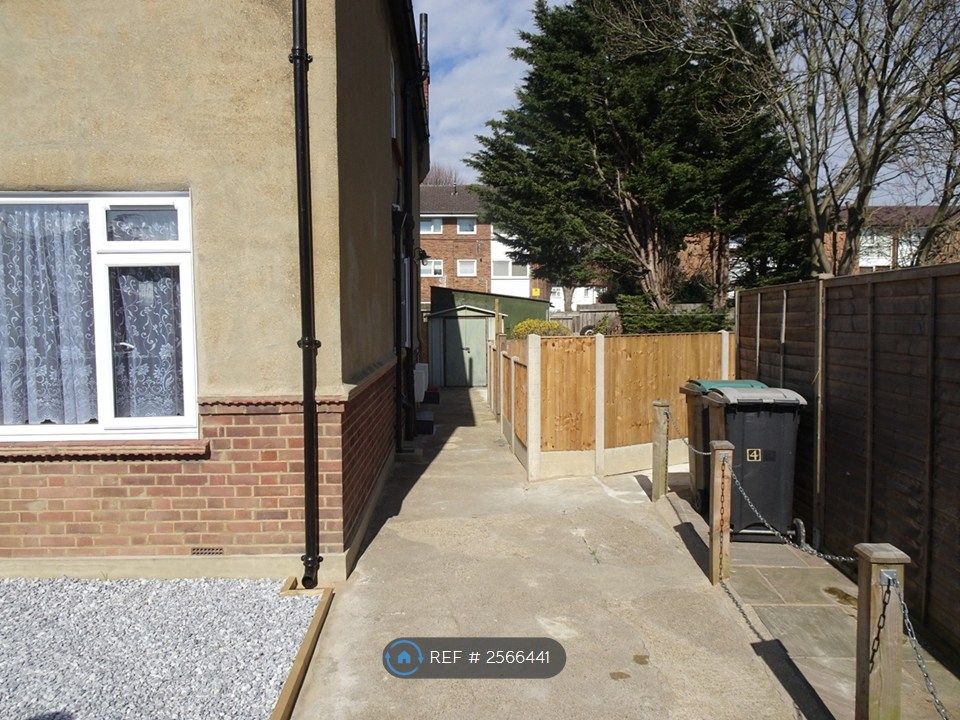 Property photo 2 of 29
