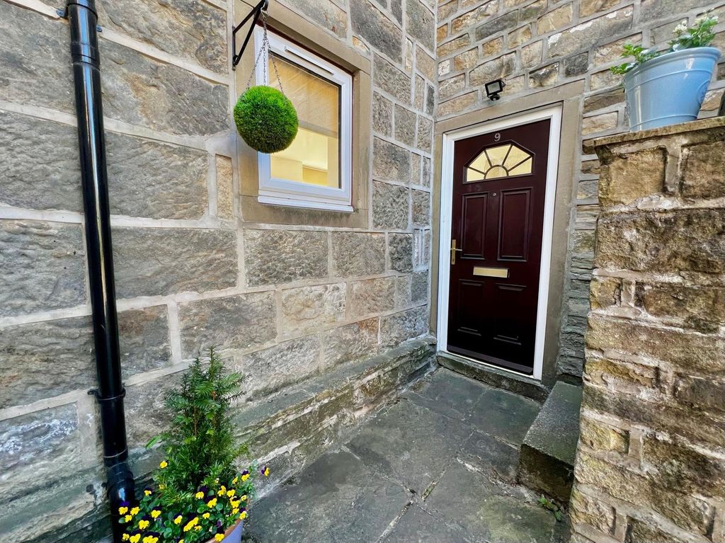 Property photo 2 of 15 Picture No. 41